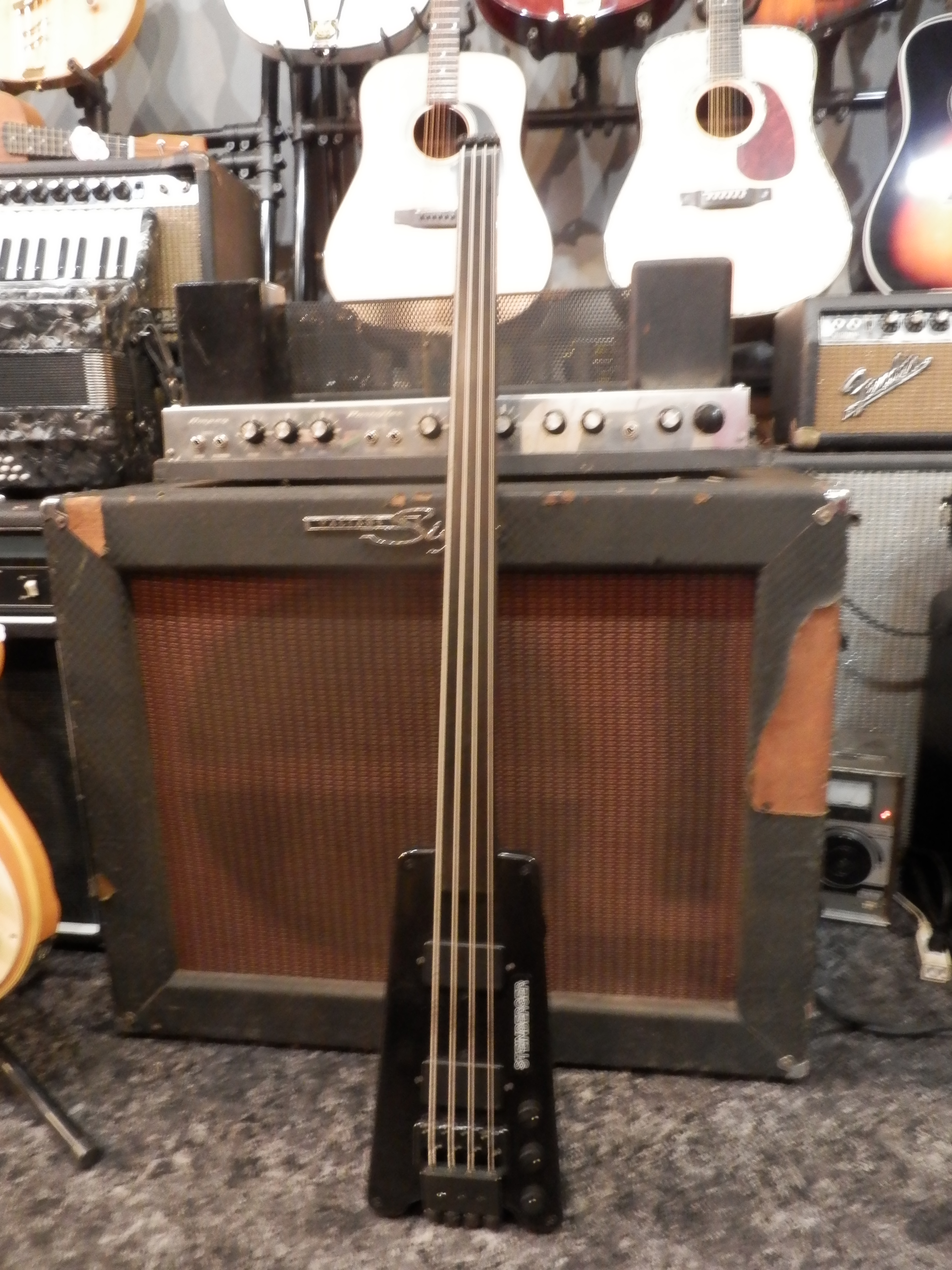 80s STEINBERGER Fletless